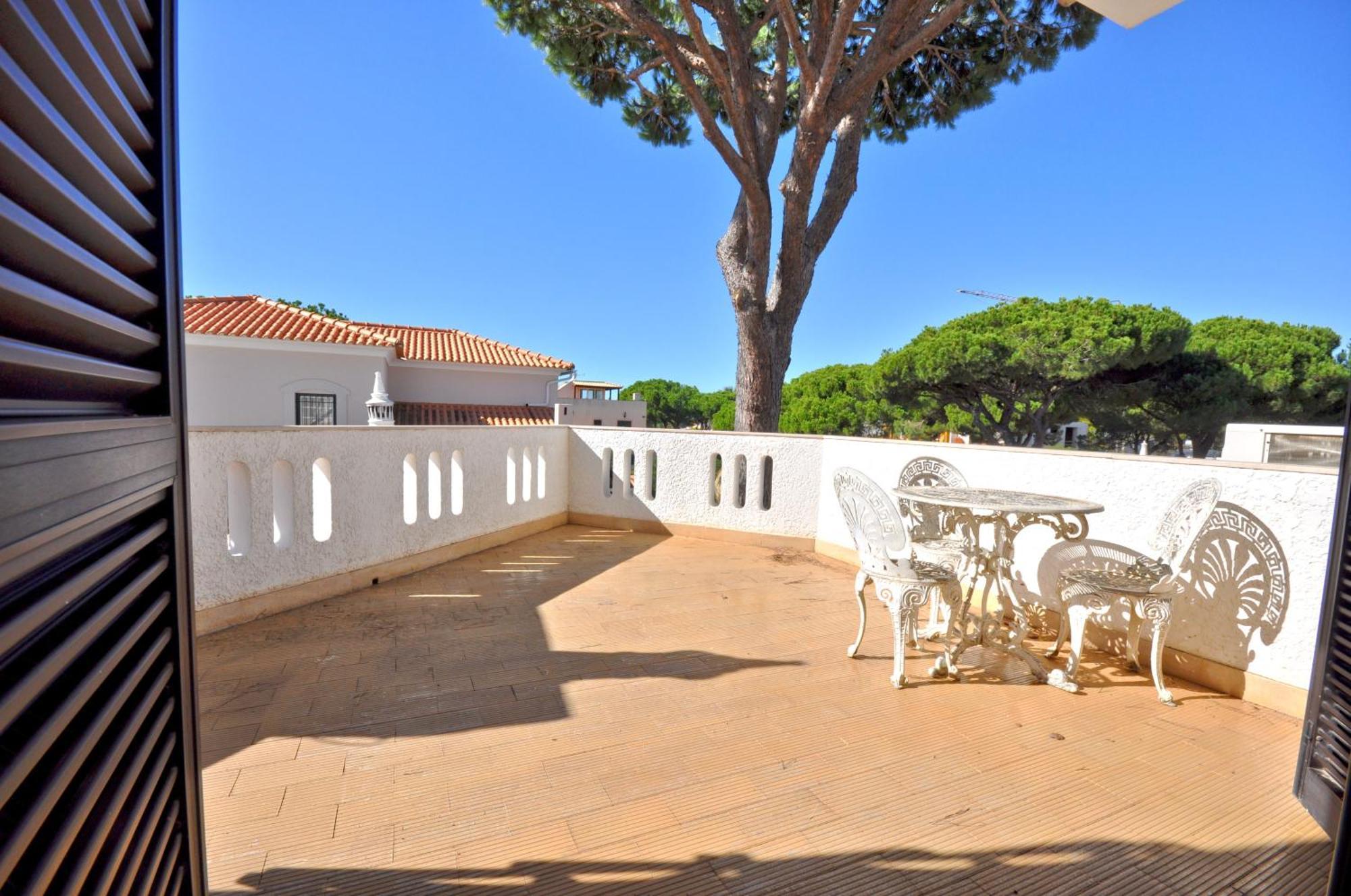 Private Pool Villa Walking Distance To The Centre Loule Exterior photo